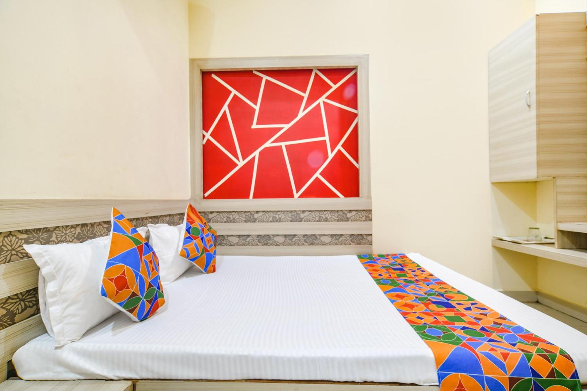 Fabexpress Blue Star Hotel Ujjain Luaran gambar