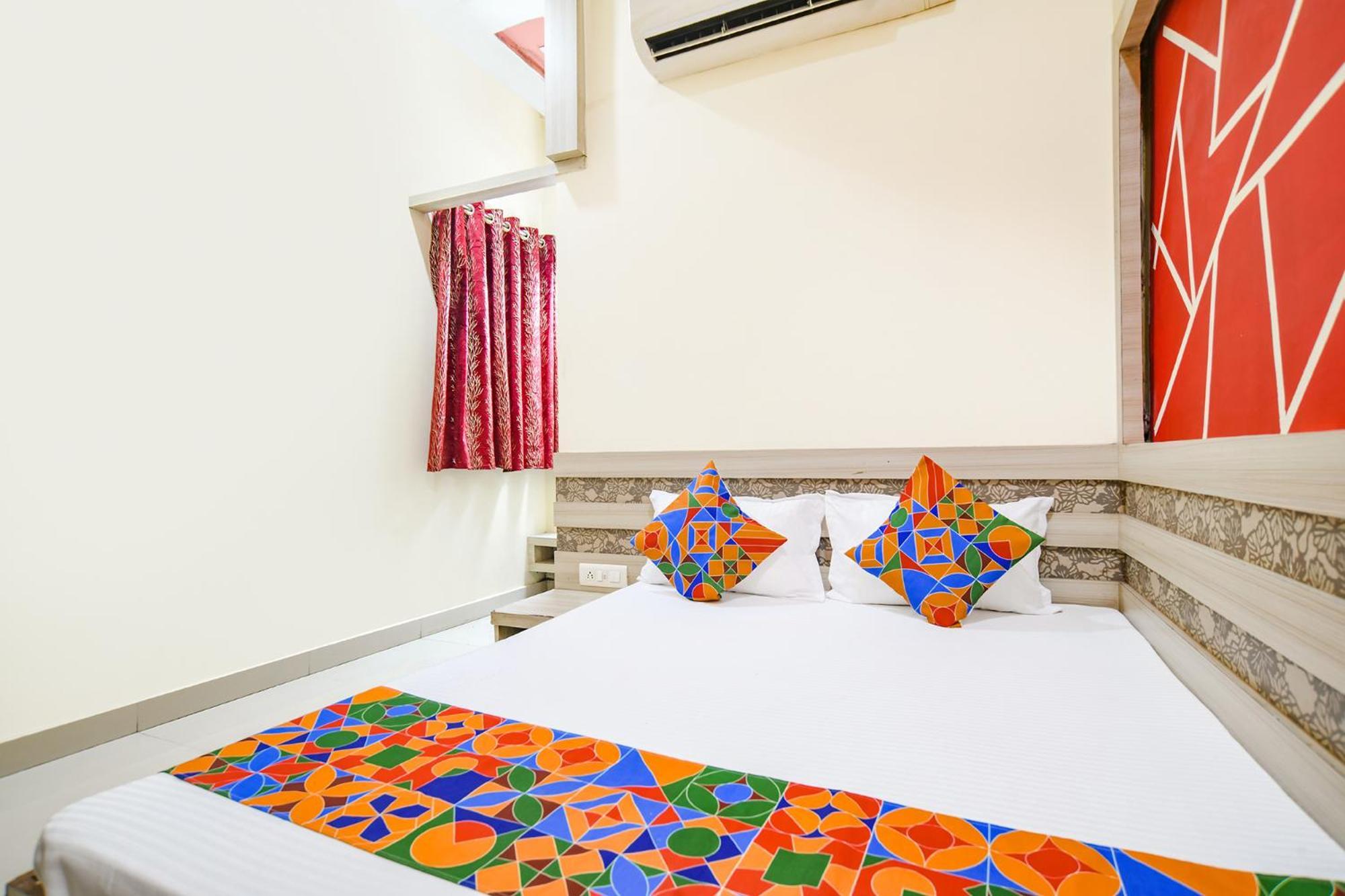 Fabexpress Blue Star Hotel Ujjain Luaran gambar